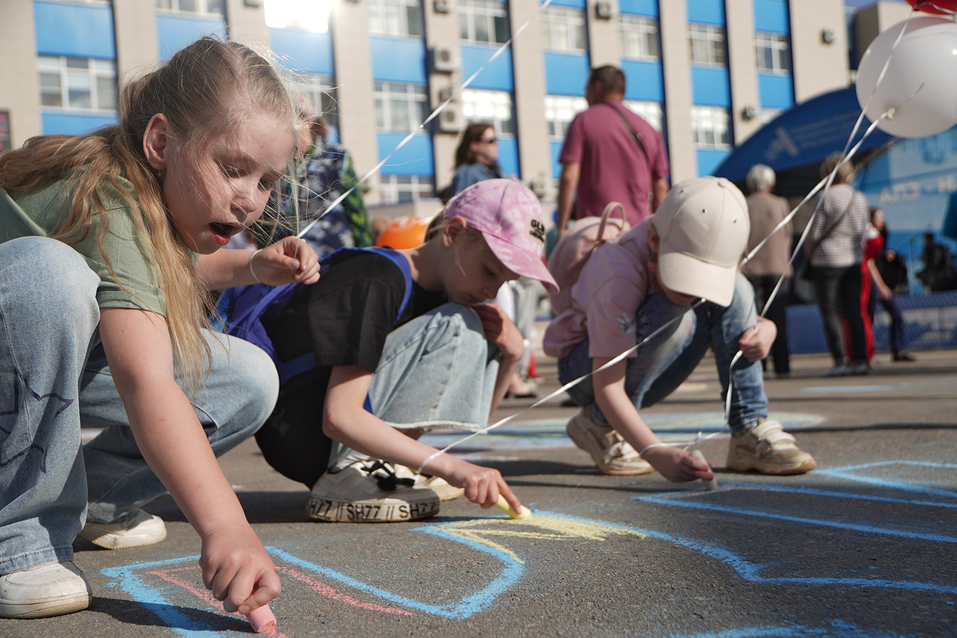 «С годами только молодеем». АПЗ отметил свое 67-летие 5 «С годами только молодеем». АПЗ отметил свое 67-летие 5