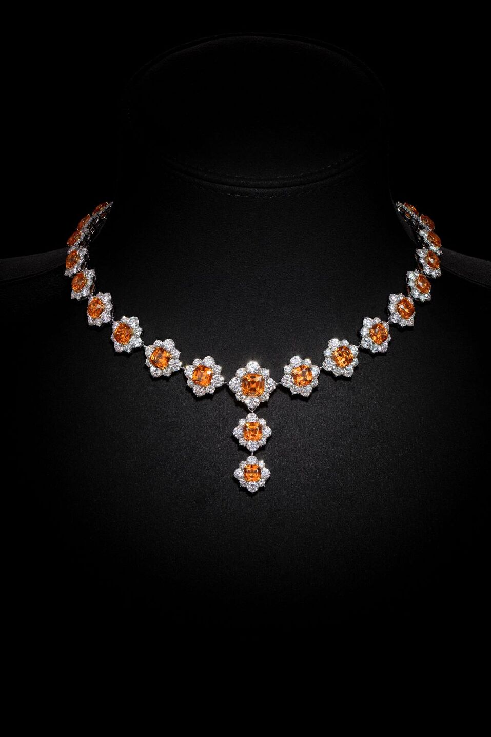 Инновационные ювелирные технологии CHAMOVSKIKH представят в рамках ПМЭФ-2024 3 Инновационные ювелирные технологии CHAMOVSKIKH представят в рамках ПМЭФ-2024 3