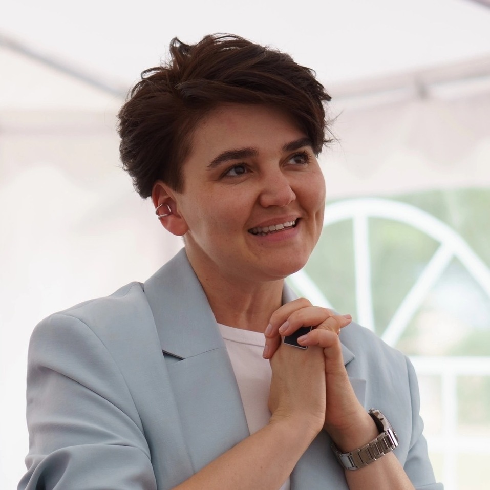 TED Talks по-красноярски: каким будет паблик-ток на Деловом пикнике`2024 1 TED Talks по-красноярски: каким будет паблик-ток на Деловом пикнике`2024 1