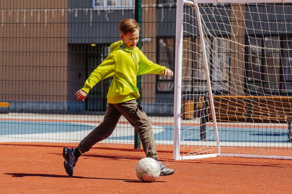 Катаемся на велосипеде и занимаемся дзюдо: за что спортсмены любят Академический 5 Катаемся на велосипеде и занимаемся дзюдо: за что спортсмены любят Академический 5