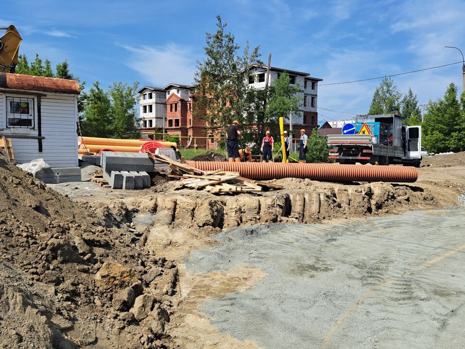 Рядом с крупным парком в Челябинске строят новую дорогу 3 Рядом с крупным парком в Челябинске строят новую дорогу 3