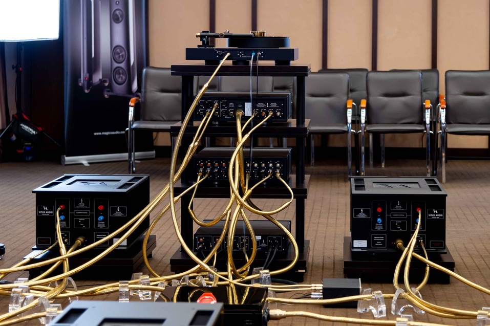 Hi-Fi & High End Show 2024 Hi-Fi & High End Show 2024