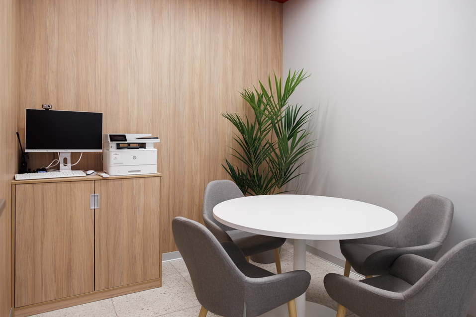 «Мы же русские люди — а поговорить?». В Альфа-Банке раскрыли секрет успеха phygital-офисов 5 «Мы же русские люди — а поговорить?». В Альфа-Банке раскрыли секрет успеха phygital-офисов 5