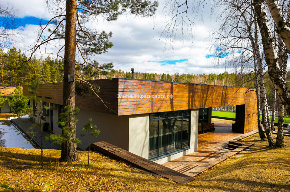 «Дом будущего» с террасой и банным комплексом продают за 110 млн в Красноярске 1 «Дом будущего» с террасой и банным комплексом продают за 110 млн в Красноярске 1