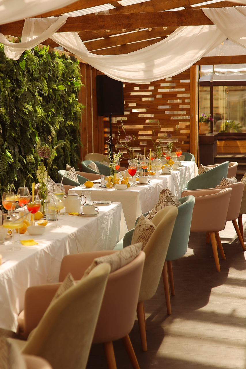 Моктейли и душа Средиземноморья. Отдыхаем на летних верандах ресторанов в Екатеринбурге
3 Моктейли и душа Средиземноморья. Отдыхаем на летних верандах ресторанов в Екатеринбурге
3