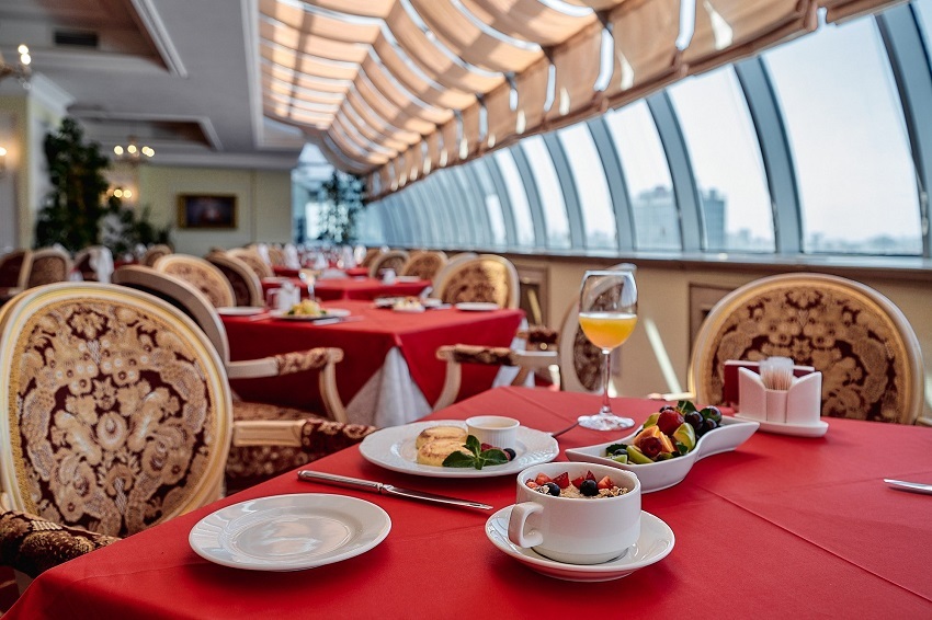 Нет предела совершенству: чем удивляет один из самых атмосферных отелей Екатеринбурга 1 Нет предела совершенству: чем удивляет один из самых атмосферных отелей Екатеринбурга 1