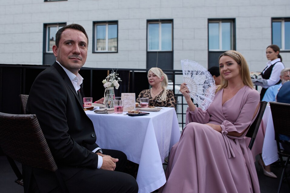 Гастробал «У Пушкиных»: Красноярский драмтеатр продолжает экспериментировать 5 Гастробал «У Пушкиных»: Красноярский драмтеатр продолжает экспериментировать 5