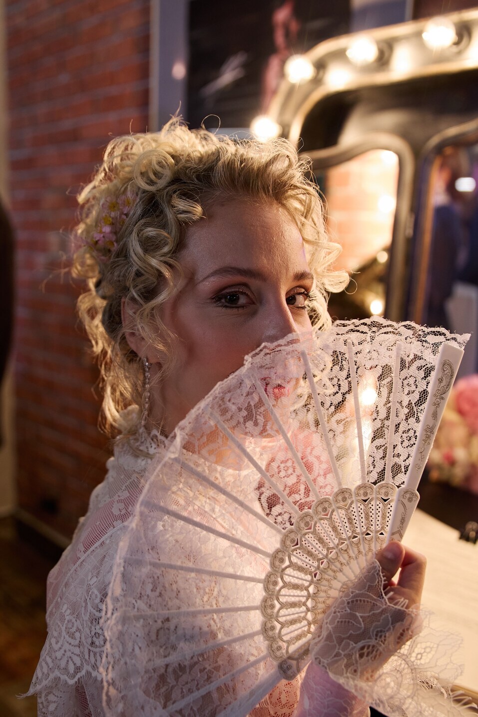 Гастробал «У Пушкиных»: Красноярский драмтеатр продолжает экспериментировать 3 Гастробал «У Пушкиных»: Красноярский драмтеатр продолжает экспериментировать 3