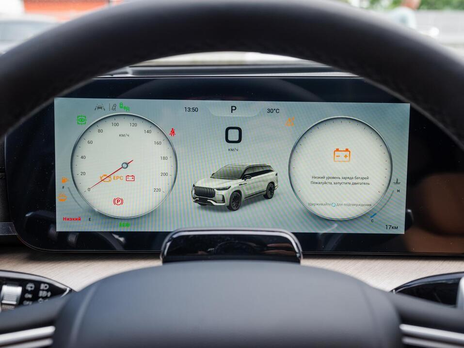 Притягивает взгляды: новый JAECOO J8 в «СИЛЬВЕР» 2 Притягивает взгляды: новый JAECOO J8 в «СИЛЬВЕР» 2