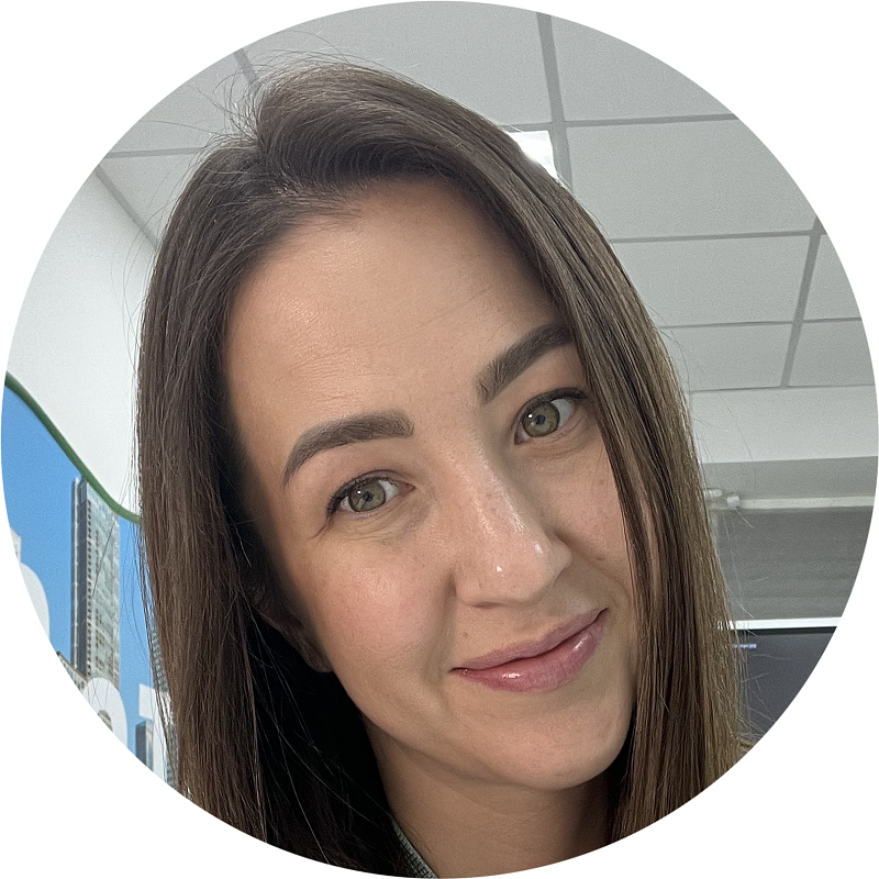 Александра Олейникова, директор и владелец языковой школы pROSTo Александра Олейникова, директор и владелец языковой школы pROSTo