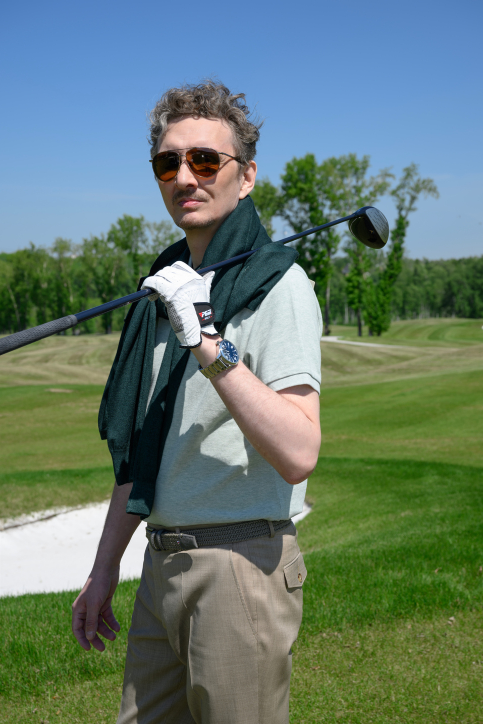 Да будет амбивалентность: как собрать стильный образ для делового пикника Бизнес!AIR
13 Да будет амбивалентность: как собрать стильный образ для делового пикника Бизнес!AIR
13