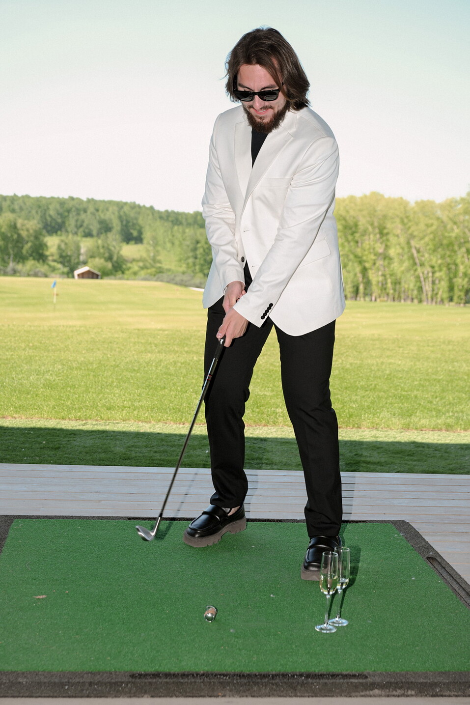 Да будет амбивалентность: как собрать стильный образ для делового пикника Бизнес!AIR
17 Да будет амбивалентность: как собрать стильный образ для делового пикника Бизнес!AIR
17