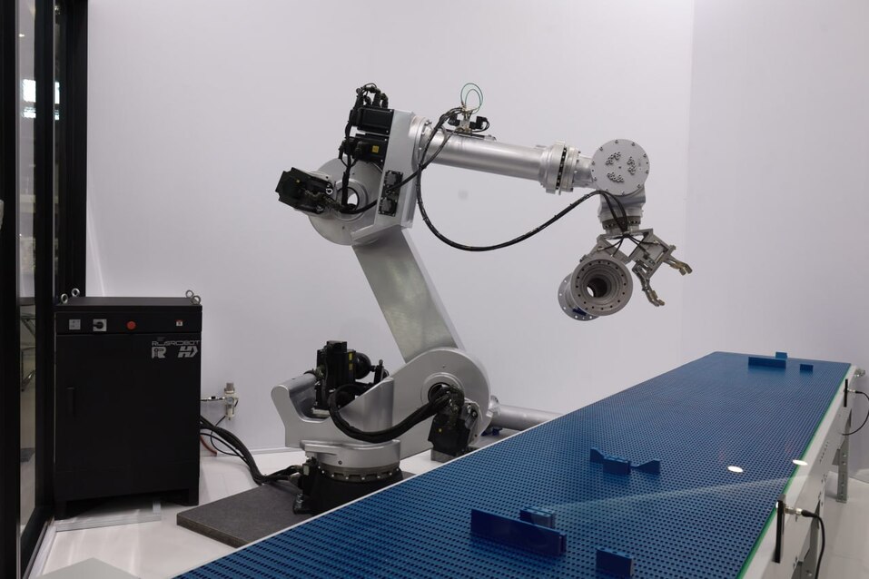 Роботы, VR и так далее: Челябинскую область на «Иннопроме-2024» представляют 25 компаний 1 Роботы, VR и так далее: Челябинскую область на «Иннопроме-2024» представляют 25 компаний 1