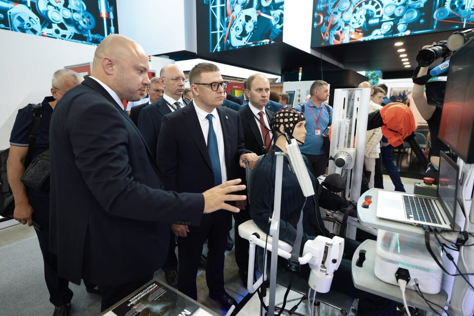 Роботы, VR и так далее: Челябинскую область на «Иннопроме-2024» представляют 25 компаний 2 Роботы, VR и так далее: Челябинскую область на «Иннопроме-2024» представляют 25 компаний 2