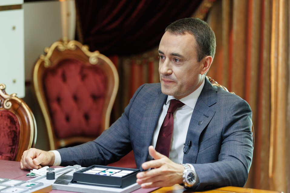 «Дети приходят в бизнес — это естественно. Не все хотят, но ювелирный бизнес — интересный» 5 «Дети приходят в бизнес — это естественно. Не все хотят, но ювелирный бизнес — интересный» 5