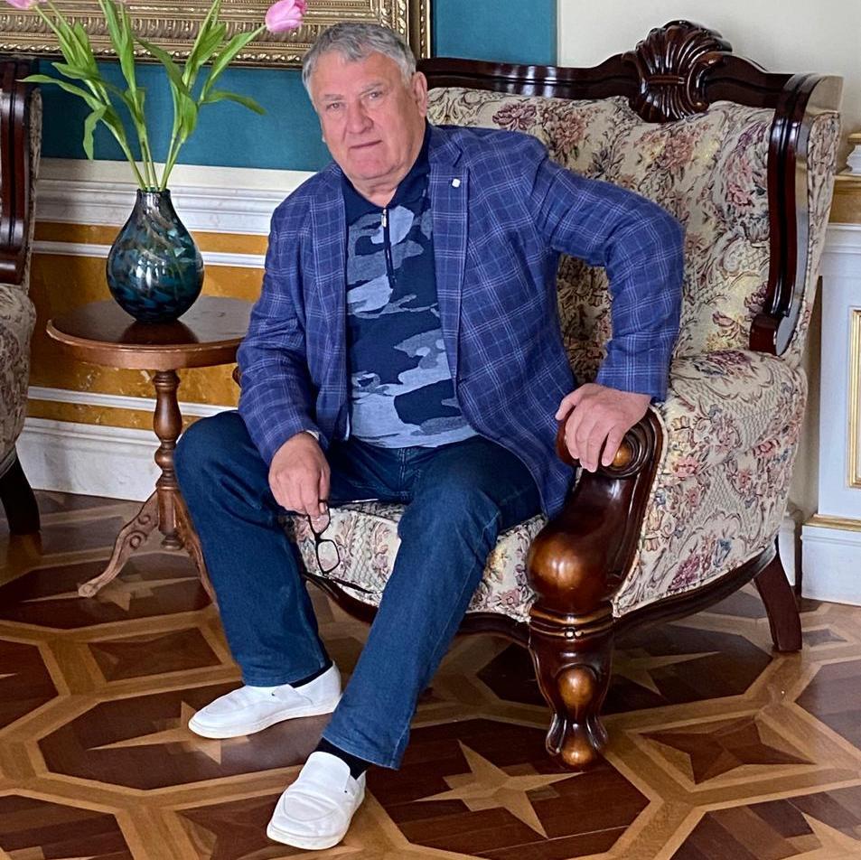 Спецпроект DK.RU «Жизнь после бизнеса». Валерий Бурда, ГК «Ремикс» 2 Спецпроект DK.RU «Жизнь после бизнеса». Валерий Бурда, ГК «Ремикс» 2