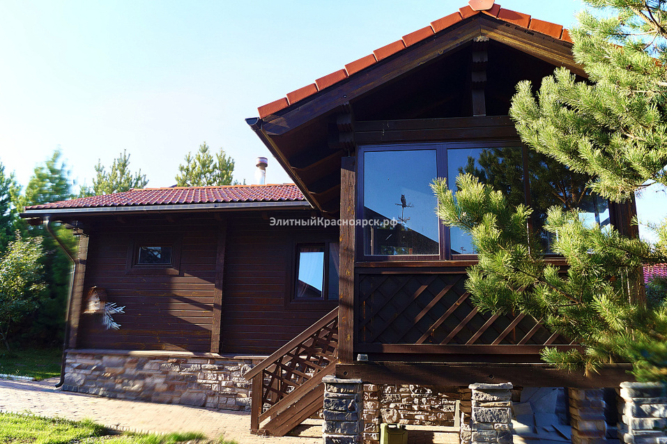 Коттедж в Шамони с дизайнерским ремонтом и русской баней продают за 33 млн 1 Коттедж в Шамони с дизайнерским ремонтом и русской баней продают за 33 млн 1