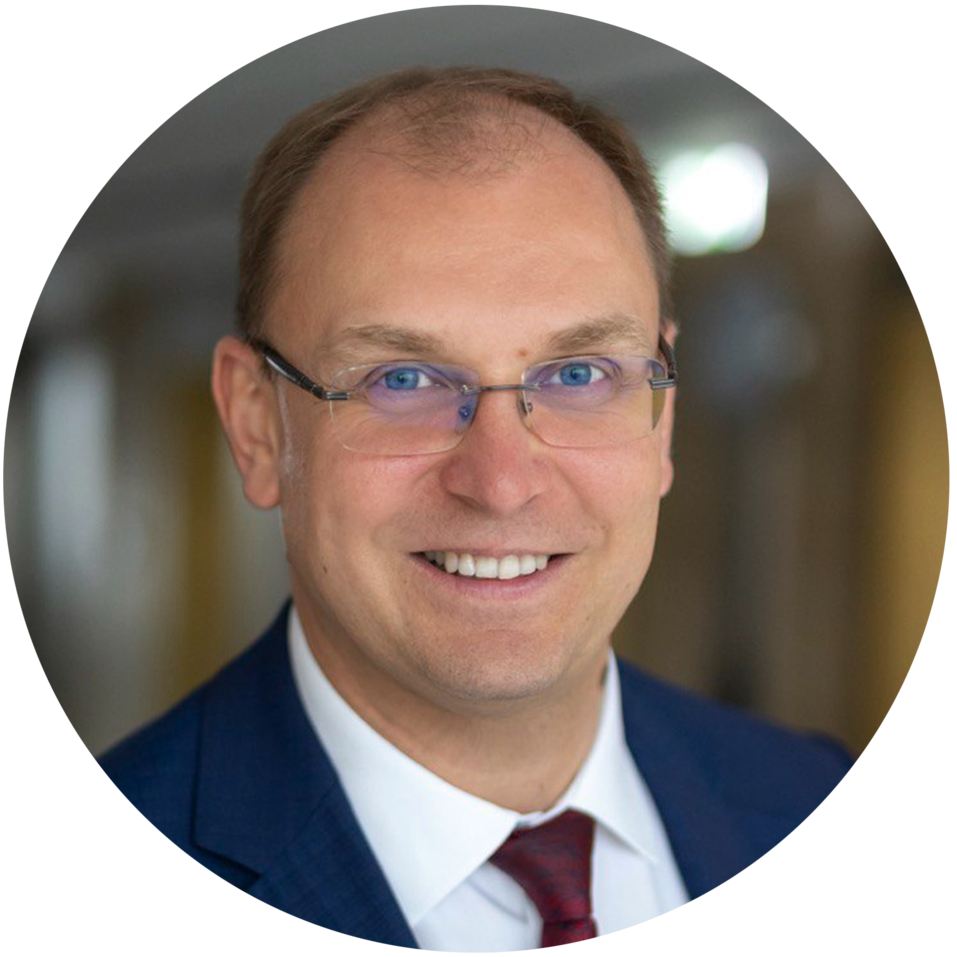 «Для того чтобы школьники шли на заводы, нужно разговаривать с их родителями» 5 «Для того чтобы школьники шли на заводы, нужно разговаривать с их родителями» 5