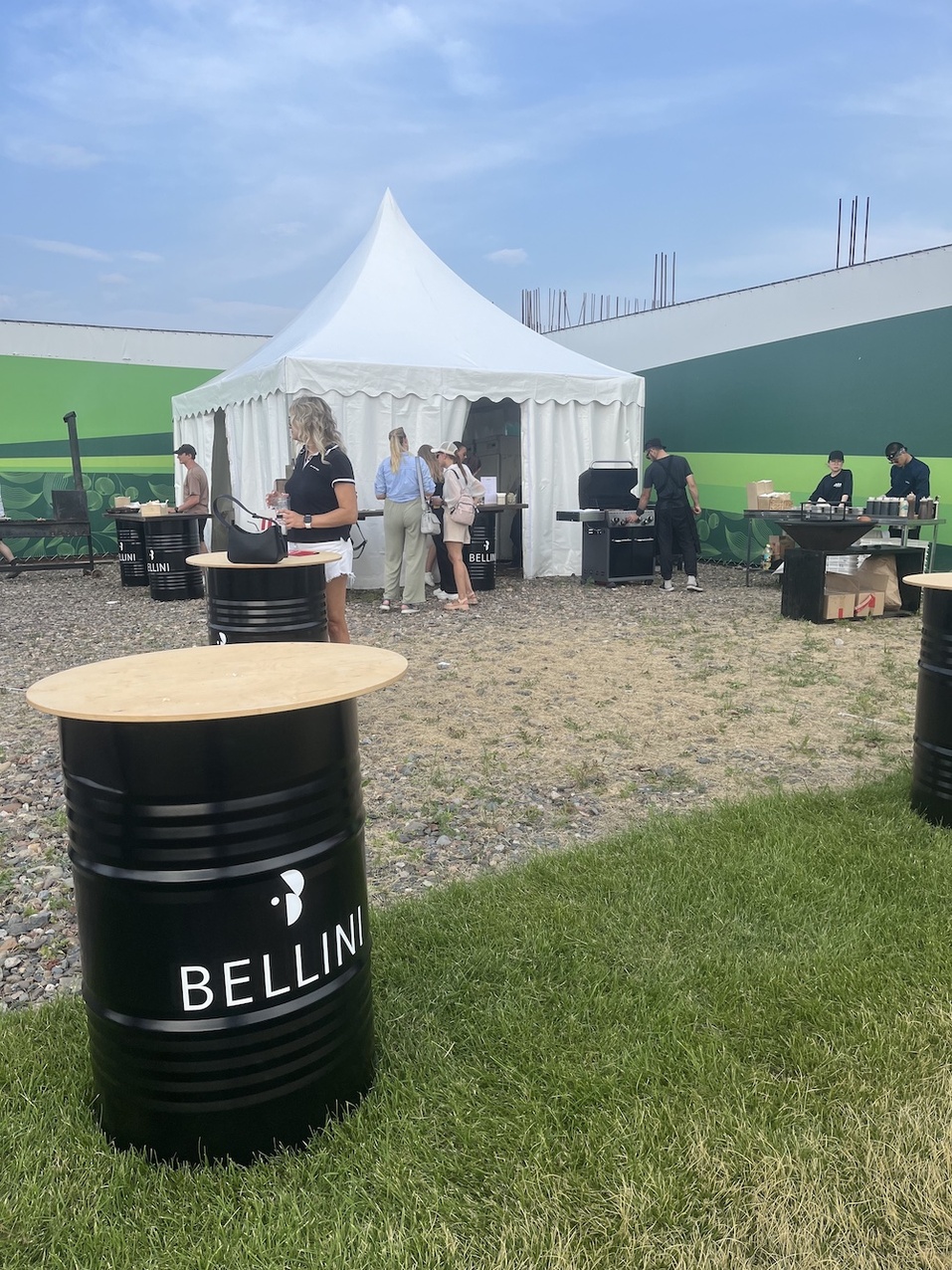 Главный бизнес-ивент лета 2024 в Красноярске: пикник БИЗНЕС!AIR собрал более 700 гостей 3 Главный бизнес-ивент лета 2024 в Красноярске: пикник БИЗНЕС!AIR собрал более 700 гостей 3