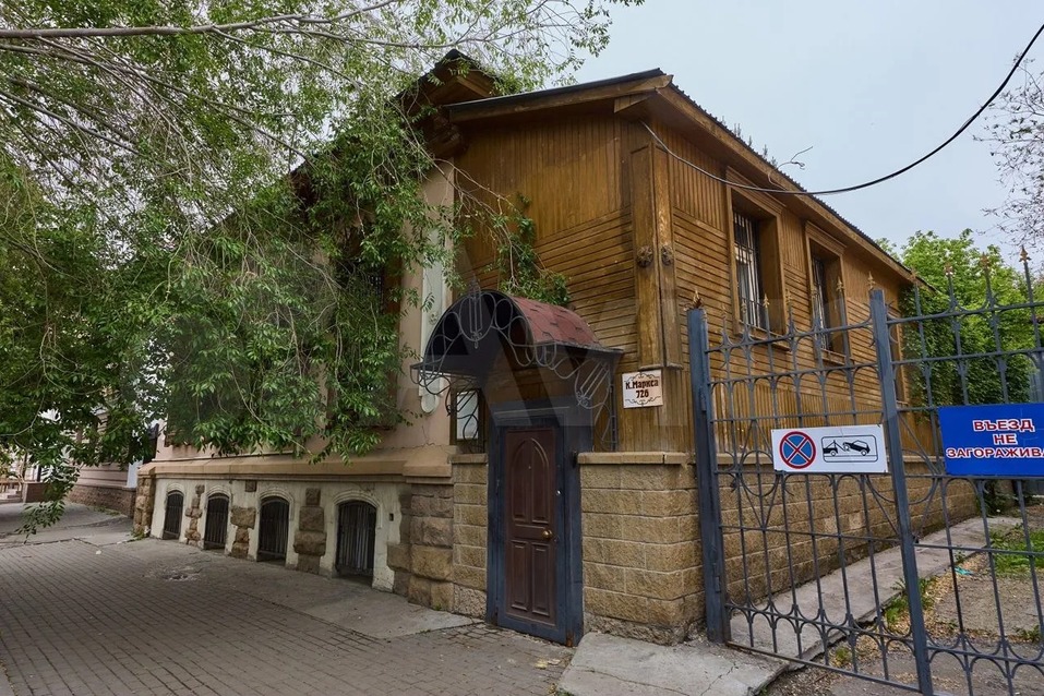 В Челябинске продают исторический особняк на Кировке 1 В Челябинске продают исторический особняк на Кировке 1