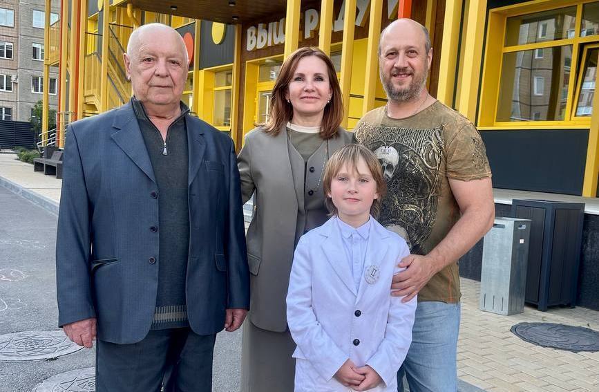 Алексей Лаврик: «Чтобы стать счастливым, нужно уважать и слышать своих детей» 1 Алексей Лаврик: «Чтобы стать счастливым, нужно уважать и слышать своих детей» 1