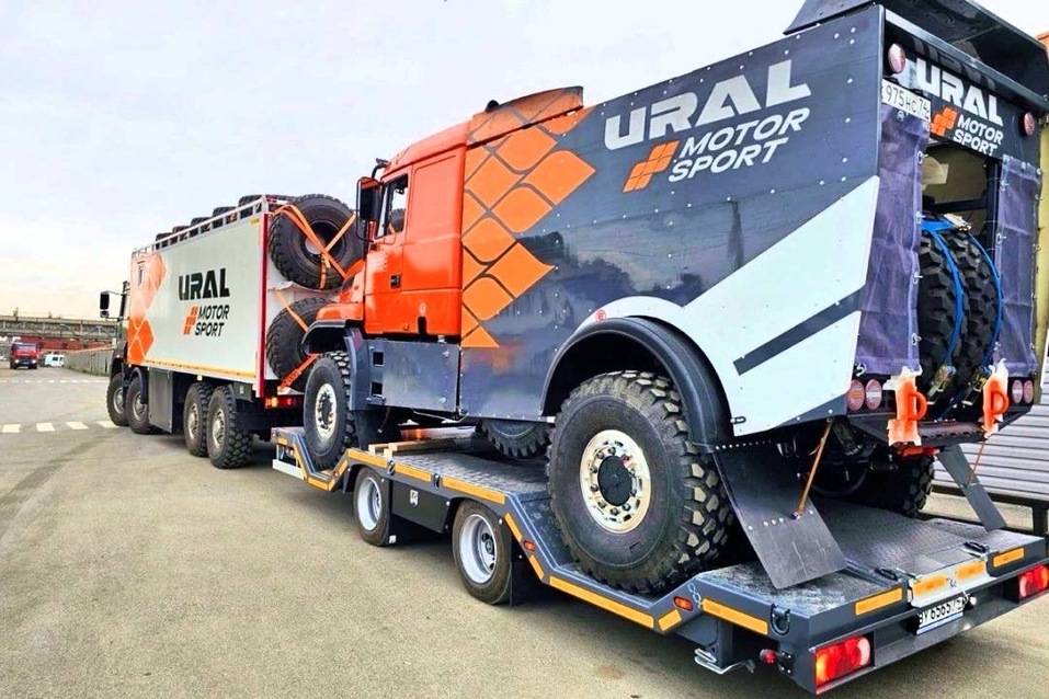 Машины челябинских заводов приняли участие в международном ралли 1 Машины челябинских заводов приняли участие в международном ралли 1