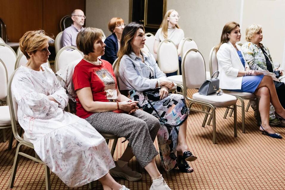 Business Residence 2024: самые яркие моменты деловой вечеринки лета. Фоторепортаж 42 Business Residence 2024: самые яркие моменты деловой вечеринки лета. Фоторепортаж 42