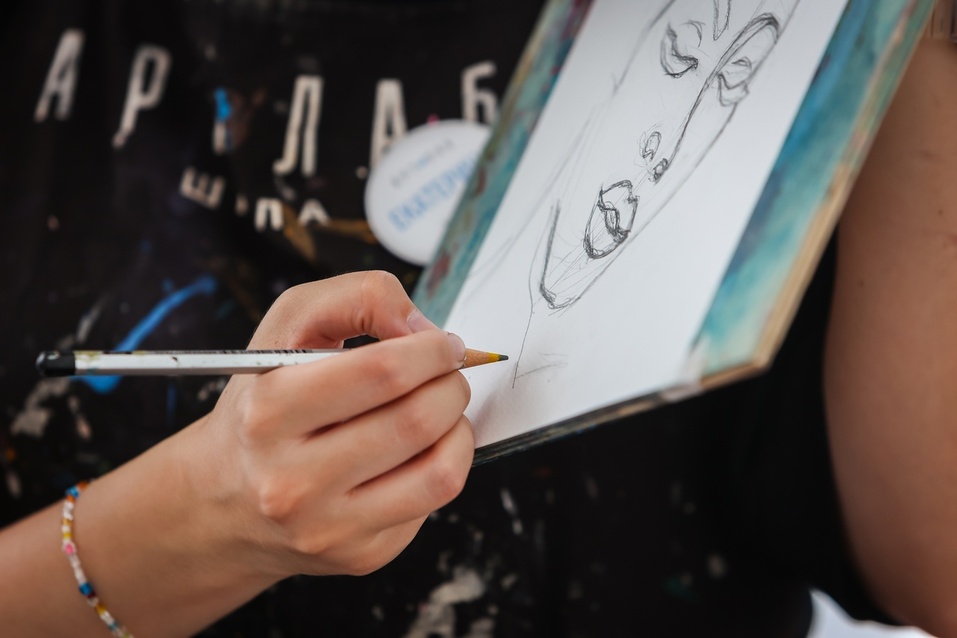 Business Residence 2024: самые яркие моменты деловой вечеринки лета. Фоторепортаж 54 Business Residence 2024: самые яркие моменты деловой вечеринки лета. Фоторепортаж 54