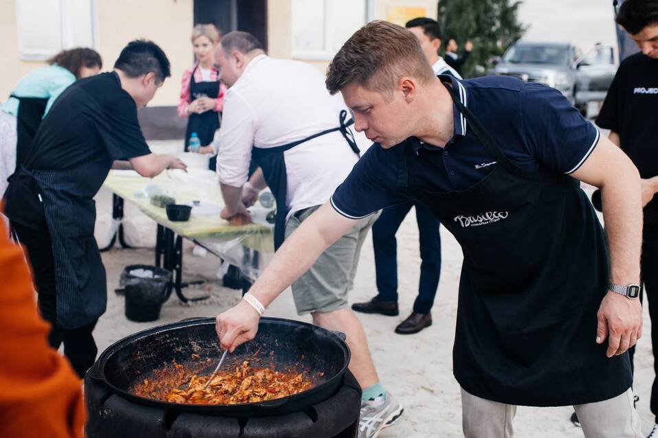 Business Residence 2024: самые яркие моменты деловой вечеринки лета. Фоторепортаж 64 Business Residence 2024: самые яркие моменты деловой вечеринки лета. Фоторепортаж 64