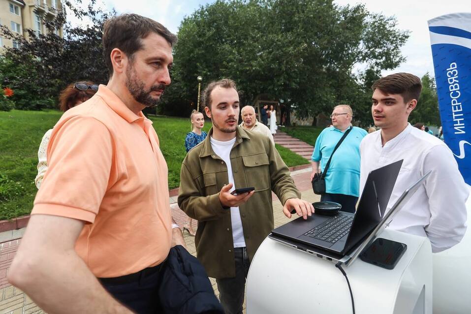 Business Residence 2024: самые яркие моменты деловой вечеринки лета. Фоторепортаж 22 Business Residence 2024: самые яркие моменты деловой вечеринки лета. Фоторепортаж 22