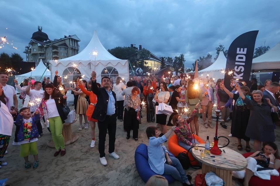 Business Residence 2024: самые яркие моменты деловой вечеринки лета. Фоторепортаж 67 Business Residence 2024: самые яркие моменты деловой вечеринки лета. Фоторепортаж 67