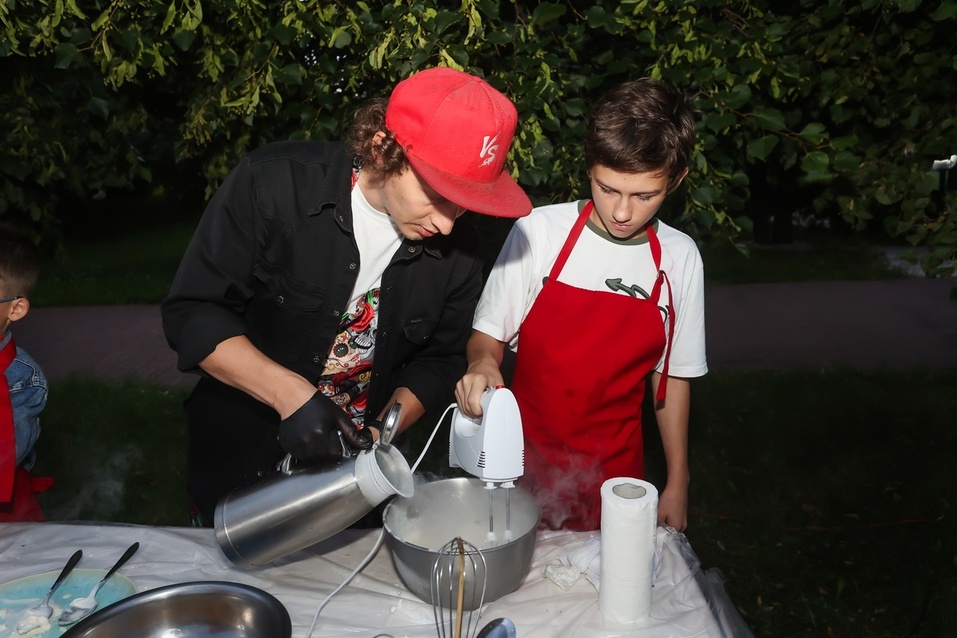 Business Residence 2024: самые яркие моменты деловой вечеринки лета. Фоторепортаж 56 Business Residence 2024: самые яркие моменты деловой вечеринки лета. Фоторепортаж 56