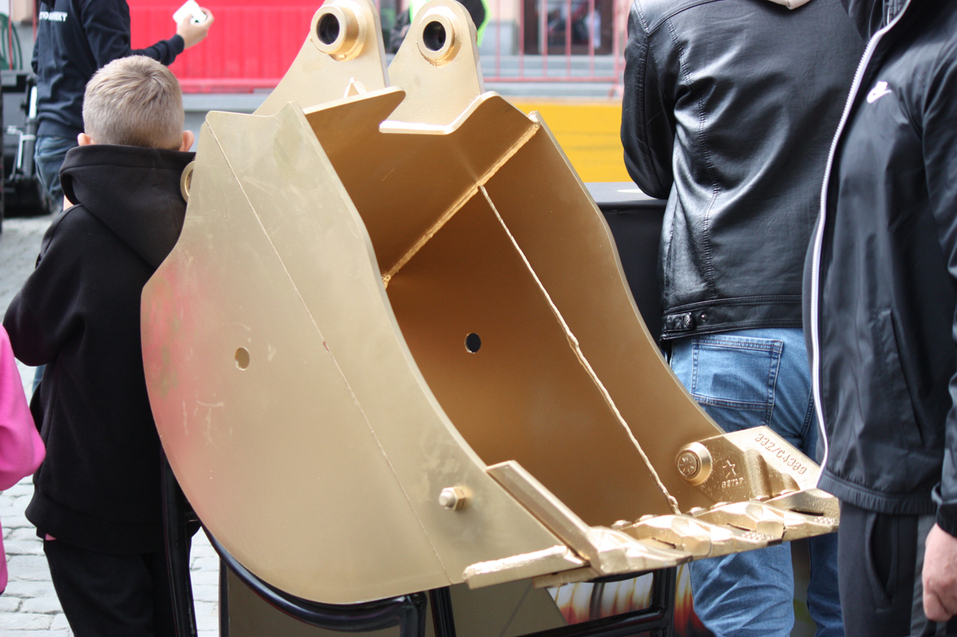 Екатеринбург всем городом отпраздновал День строителя-2024 / ФОТОРЕПОРТАЖ 7 Екатеринбург всем городом отпраздновал День строителя-2024 / ФОТОРЕПОРТАЖ 7