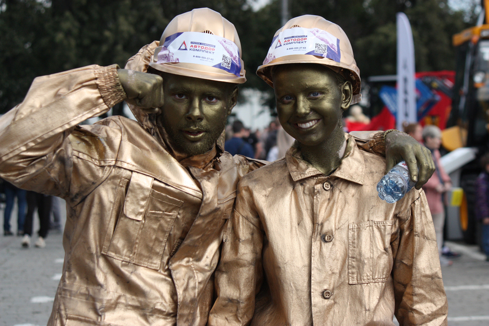 Екатеринбург всем городом отпраздновал День строителя-2024 / ФОТОРЕПОРТАЖ 10 Екатеринбург всем городом отпраздновал День строителя-2024 / ФОТОРЕПОРТАЖ 10