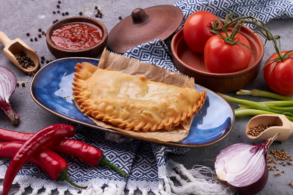 Цезаридзе, харчо, кутабы, долма. Сокровища восточной кухни в ресторанах «Своя Компания»
2 Цезаридзе, харчо, кутабы, долма. Сокровища восточной кухни в ресторанах «Своя Компания»
2