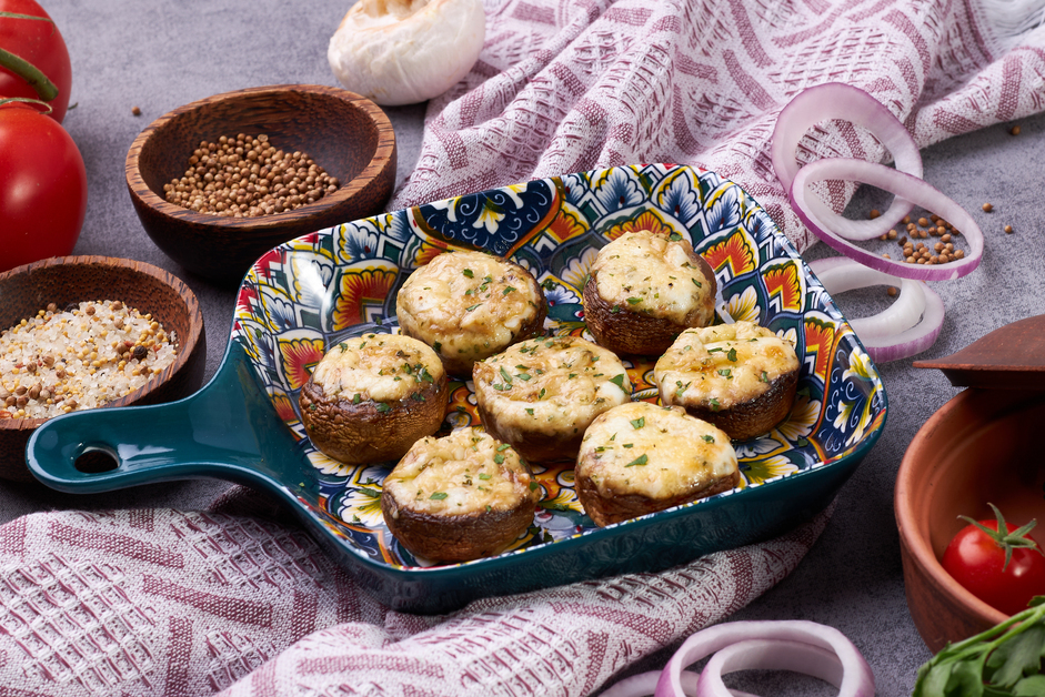 Цезаридзе, харчо, кутабы, долма. Сокровища восточной кухни в ресторанах «Своя Компания»
5 Цезаридзе, харчо, кутабы, долма. Сокровища восточной кухни в ресторанах «Своя Компания»
5