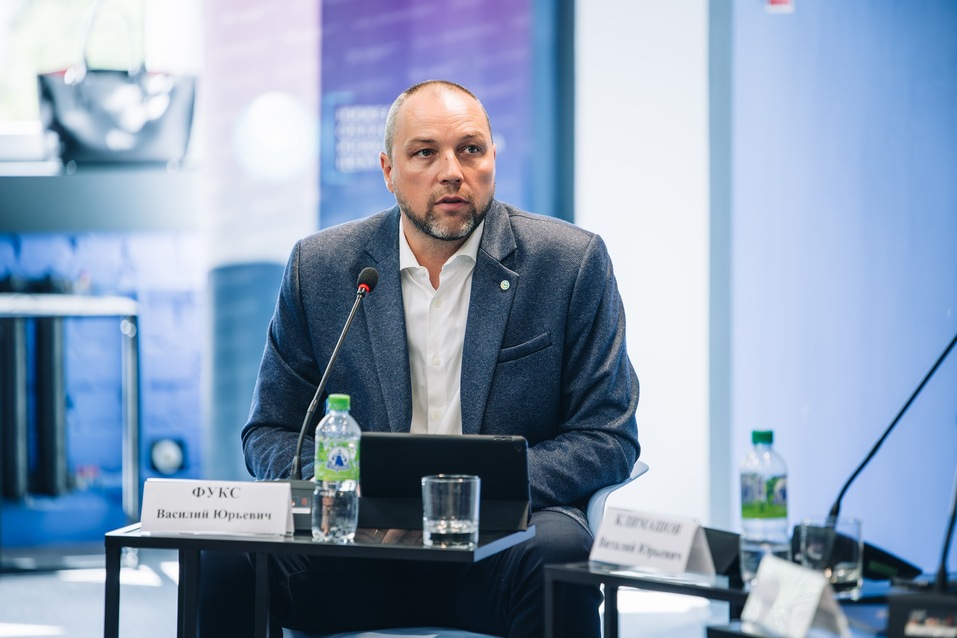 Реальный ущерб от виртуальных действий. Как обезопасить себя в онлайн-пространстве? 8 Реальный ущерб от виртуальных действий. Как обезопасить себя в онлайн-пространстве? 8