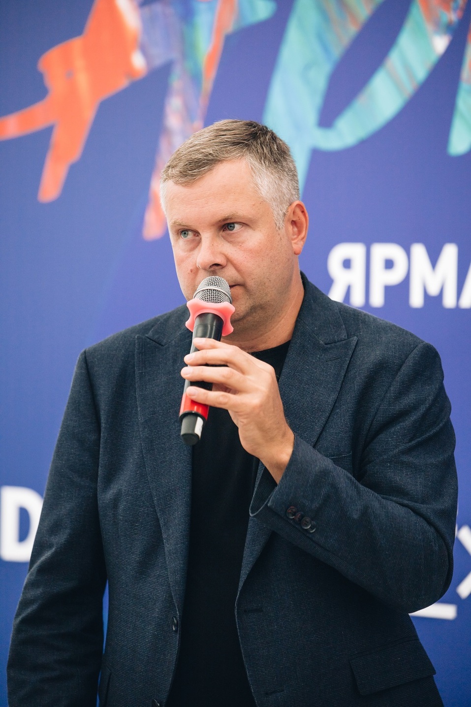 В Нижнем Новгороде прошел арт-вечер «Ярмарка и предпринимательство»
1 В Нижнем Новгороде прошел арт-вечер «Ярмарка и предпринимательство»
1