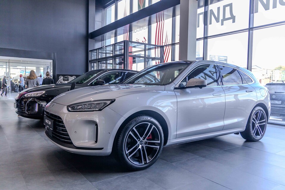 Новосибирску презентовали премиальный автомобильный бренд SERES AITO 9 Новосибирску презентовали премиальный автомобильный бренд SERES AITO 9