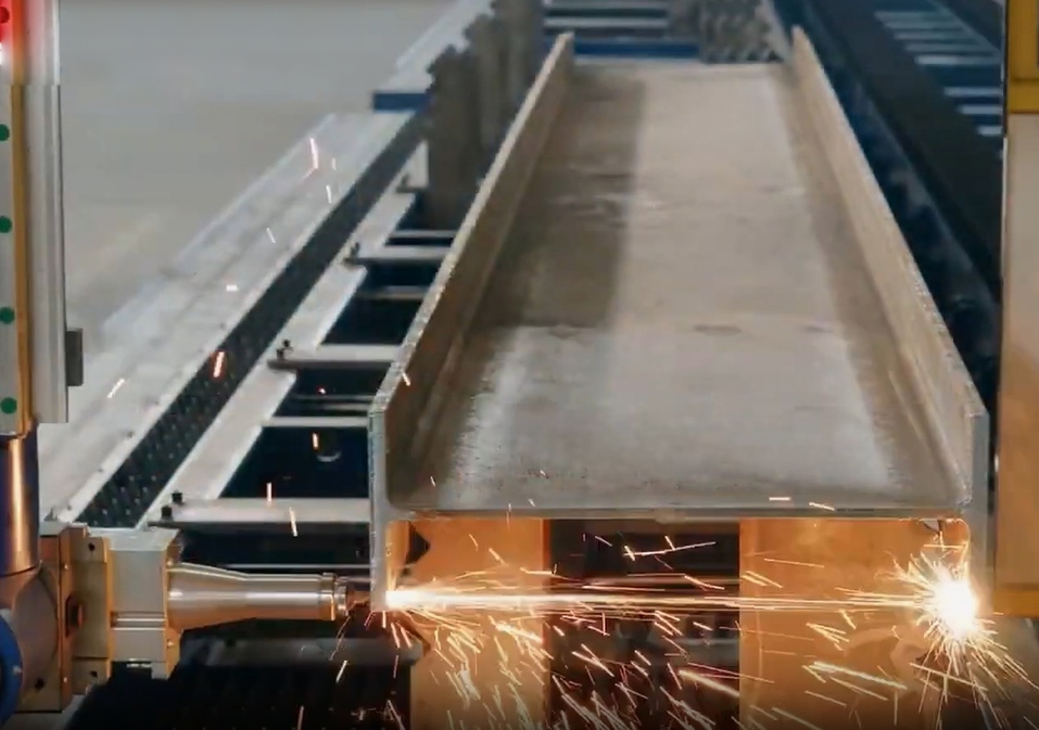 Александр Депершмидт: «Роботизация производства изменила все процессы на заводе «ВММ-1»
4 Александр Депершмидт: «Роботизация производства изменила все процессы на заводе «ВММ-1»
4