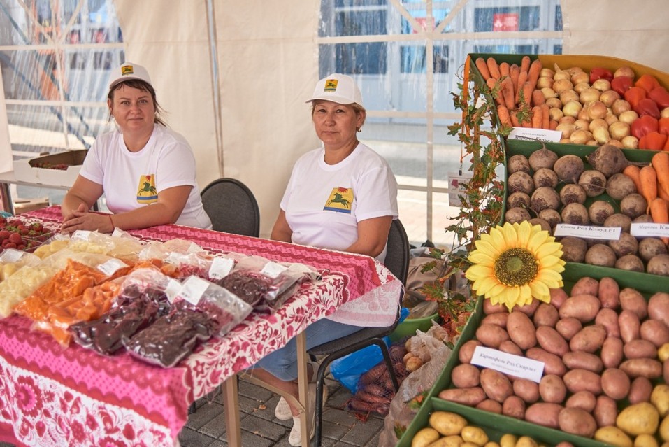 Челябинцев приглашают познакомиться с многообразием местных продуктов на «АГРО-2024» 4 Челябинцев приглашают познакомиться с многообразием местных продуктов на «АГРО-2024» 4