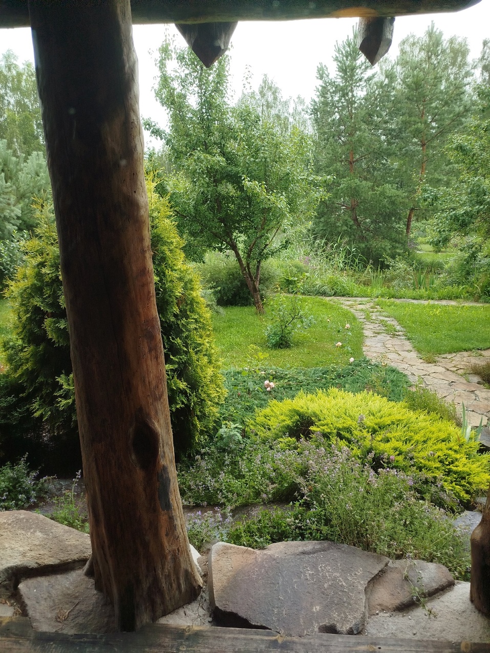 Как побывать на Луне, не прибегая к услугам Илона Маска: рукотворная усадьба на ул. Лунной 7 Как побывать на Луне, не прибегая к услугам Илона Маска: рукотворная усадьба на ул. Лунной 7