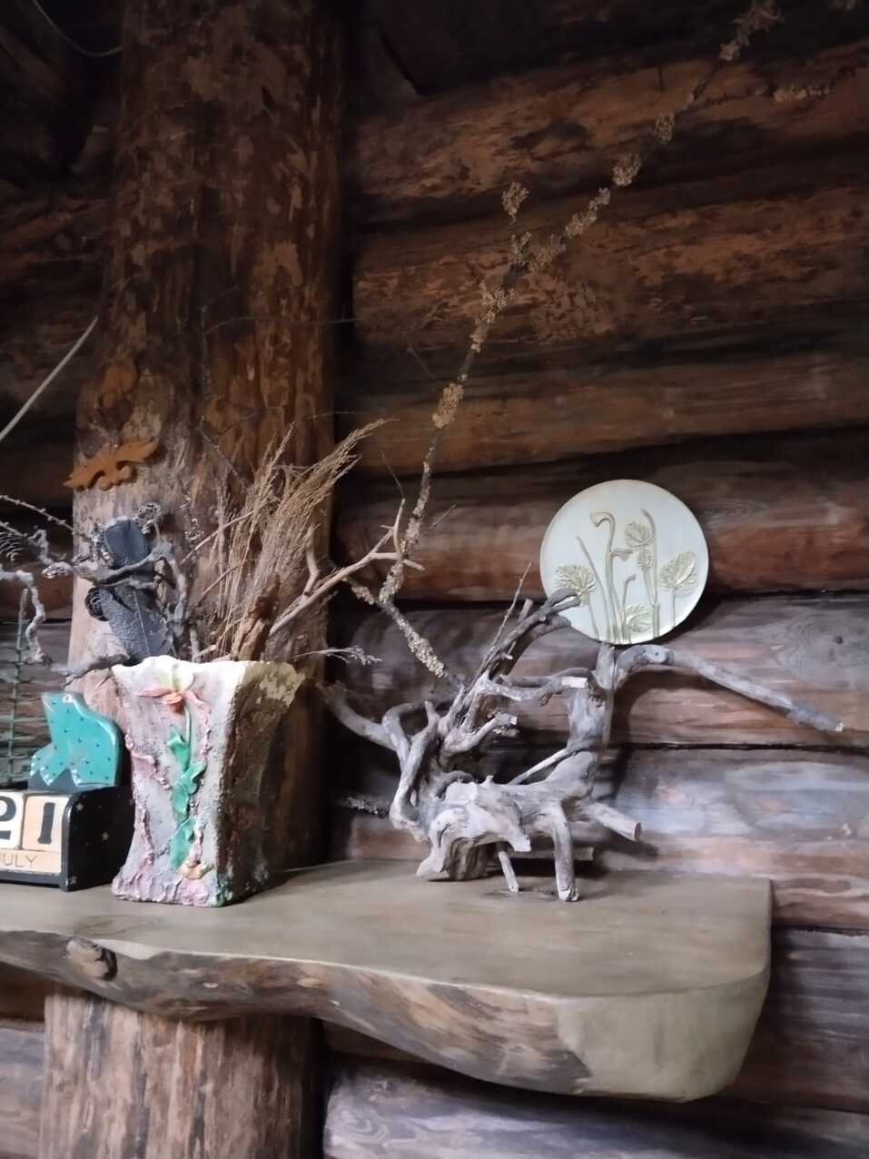 Как побывать на Луне, не прибегая к услугам Илона Маска: рукотворная усадьба на ул. Лунной 5 Как побывать на Луне, не прибегая к услугам Илона Маска: рукотворная усадьба на ул. Лунной 5