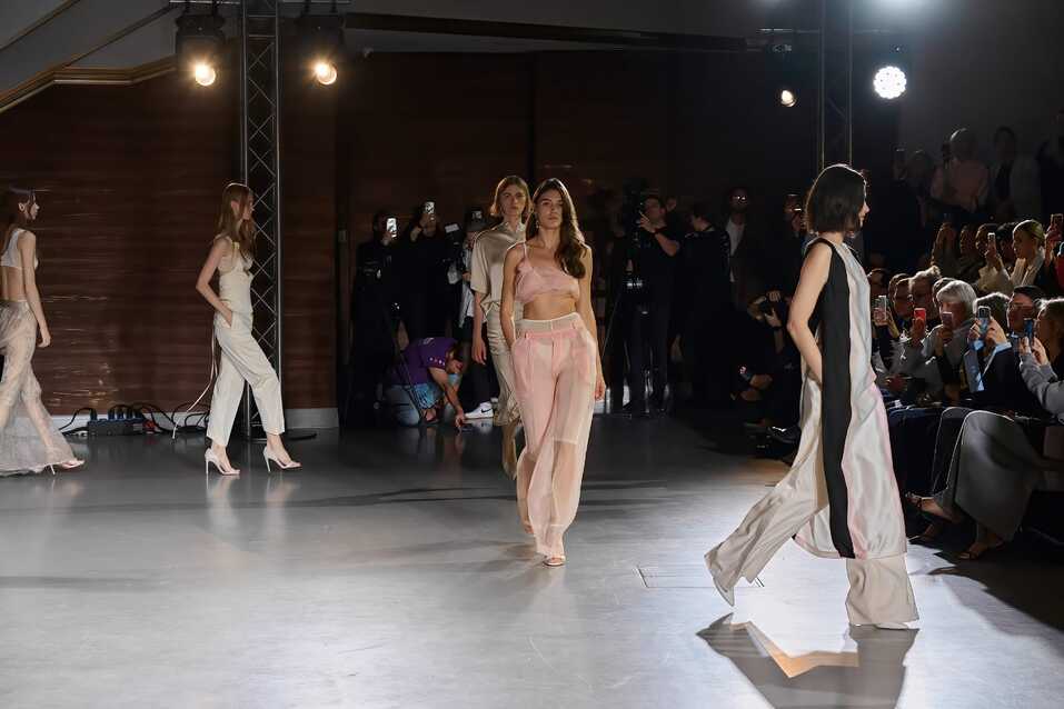 Что привезли на екатеринбургскую неделю моды московские дизайнеры? 3 Что привезли на екатеринбургскую неделю моды московские дизайнеры? 3