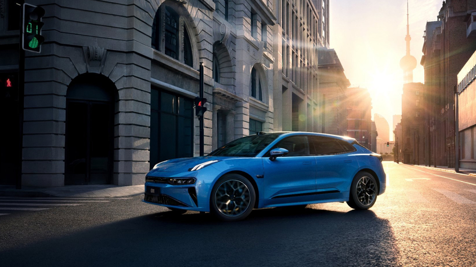 Зачем Zeekr 001 и Zeekr 007 обновили второй раз за полгода 5 Зачем Zeekr 001 и Zeekr 007 обновили второй раз за полгода 5