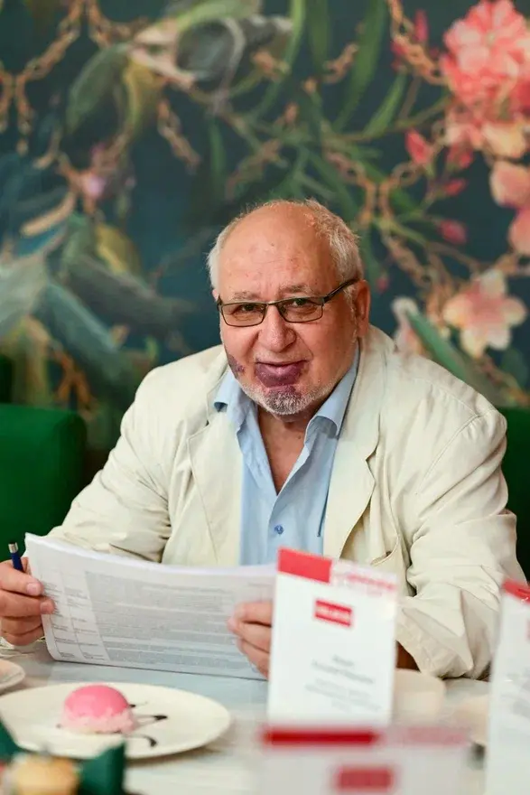 Экспертный совет премии «Человек года — 2024» начал формирование шорт-листа 4 Экспертный совет премии «Человек года — 2024» начал формирование шорт-листа 4