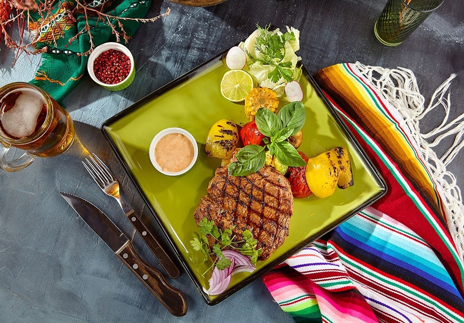 «Ресторан удачно вписался в бизнес-модель, став недостающим элементом пазла»
6 «Ресторан удачно вписался в бизнес-модель, став недостающим элементом пазла»
6