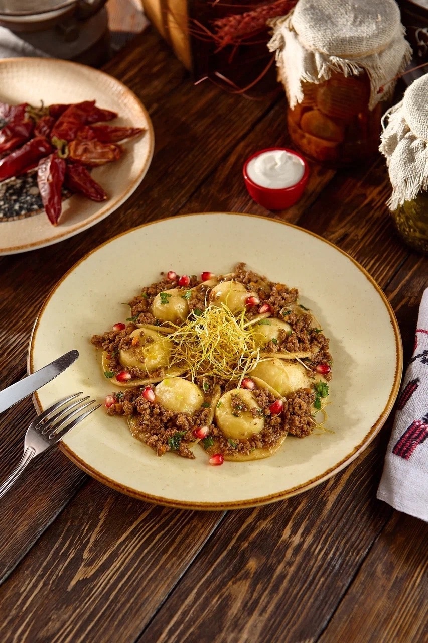 «Ресторан удачно вписался в бизнес-модель, став недостающим элементом пазла»
7 «Ресторан удачно вписался в бизнес-модель, став недостающим элементом пазла»
7