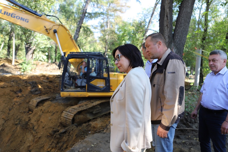 Возле жилых высоток в Челябинске предотвратили крупную коммунальную аварию 1 Возле жилых высоток в Челябинске предотвратили крупную коммунальную аварию 1