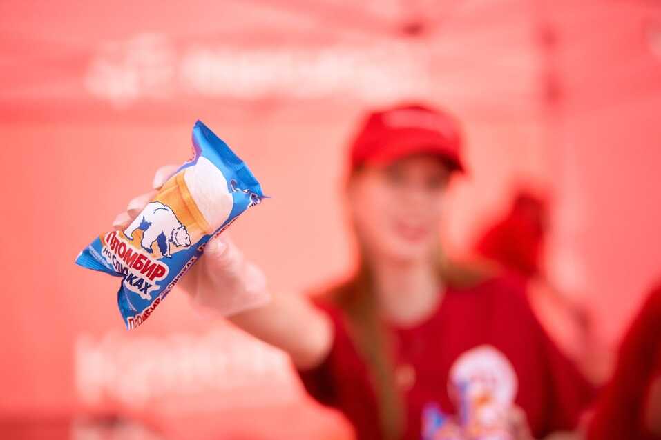 10 тысяч порций лимонада: как на бизнесе сказалась летняя жара?
1 10 тысяч порций лимонада: как на бизнесе сказалась летняя жара?
1